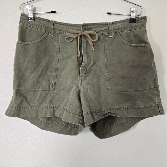Riveted by Lee Olive Green Shorts - Picture 1 of 8